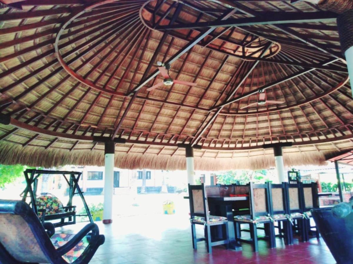 Casa Campo Emaus Caucasia Bagian luar foto