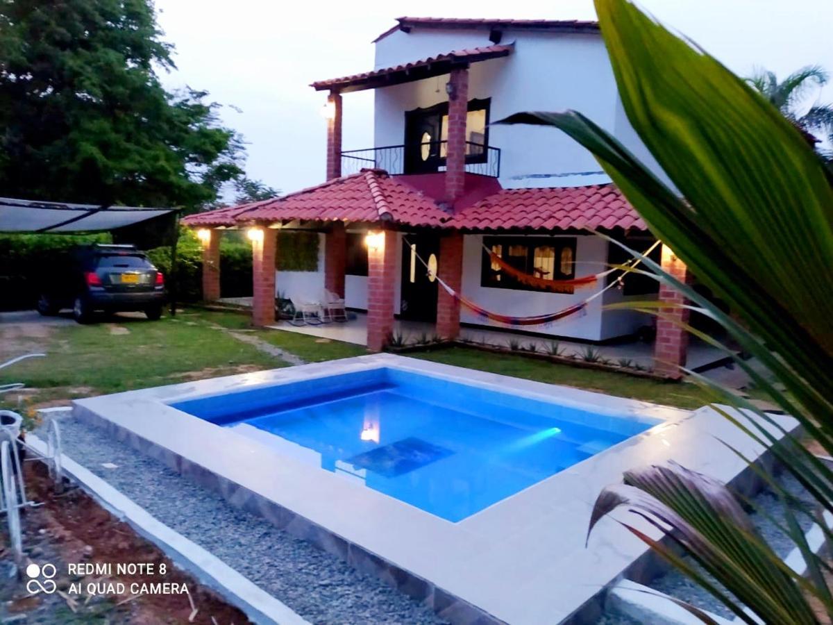 Casa Campo Emaus Caucasia Bagian luar foto