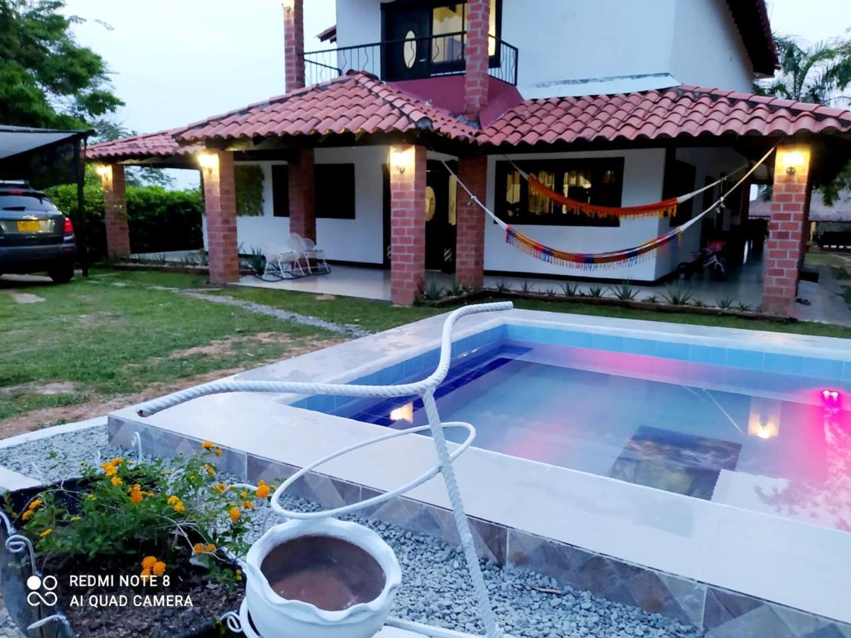 Casa Campo Emaus Caucasia Bagian luar foto