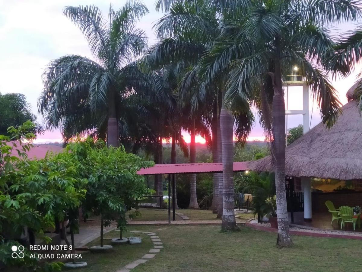 Casa Campo Emaus Caucasia Bagian luar foto