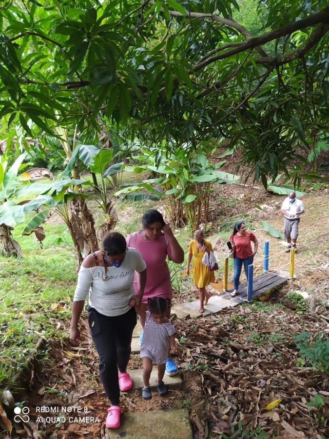 Casa Campo Emaus Caucasia Bagian luar foto